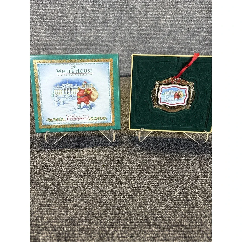 White‎ House Historical Assoc.~2011 Christmas Ornament~Santa Visits White House